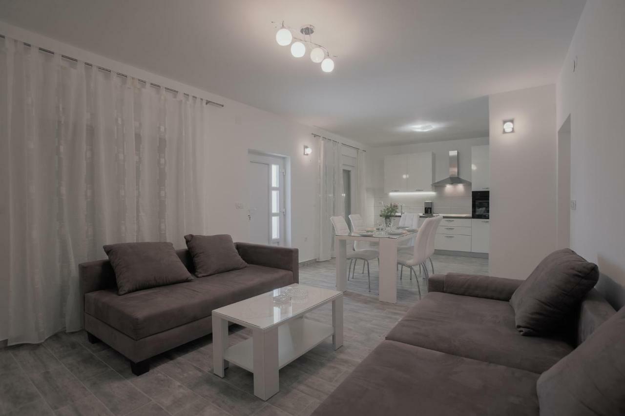 Apartman Slavko Сегет Враница Екстериор снимка